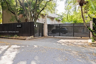 3028 Center St Unit 3028, Miami, FL 33133