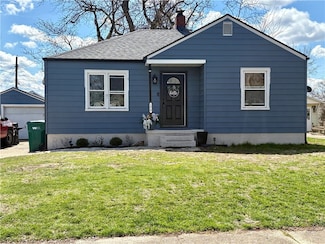 1419 Watson Ct, Decatur, IL 62522