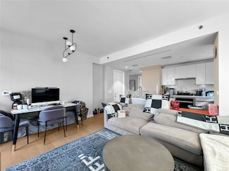 13327 39th Ave Unit 5Q, Flushing, NY 11354