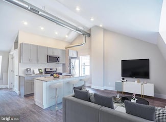207 Ford St, Conshohocken, PA 19428