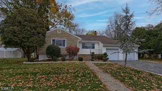 38 Augusta Dr, Wayne, NJ 07470