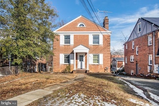 8511 Flower Ave, Takoma Park, MD 20912