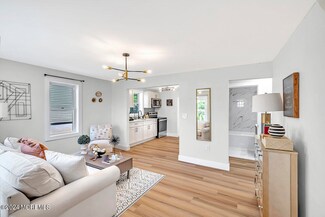 311 Station Ave, Glendora, NJ 08029