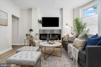 1116 S Carey St, Baltimore, MD 21223