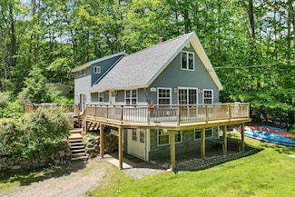 35 Black Brook Rd, Meredith, NH 03253