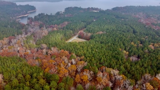 1125 Hunters Landing, Tignall, GA 30668