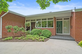 702 Russell Blvd, Columbia, MO 65203