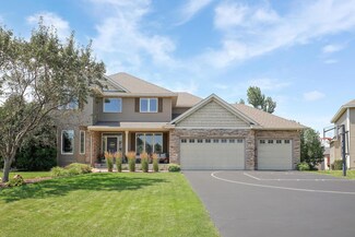 10754 Regent Ct N, Brooklyn Park, MN 55443