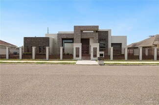 12 E Sabatina Ave, Pharr, TX 78577