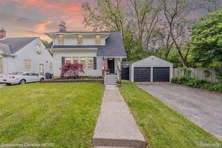 813 Catalpa Dr, Royal Oak, MI 48067