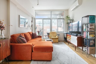 46 S 2nd St Unit 4F, Brooklyn, NY 11249