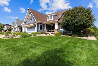 9914 8th St N, Lake Elmo, MN 55042