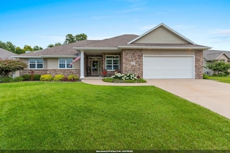 217 Hidden Ridges Way, Combined Locks, WI 54113