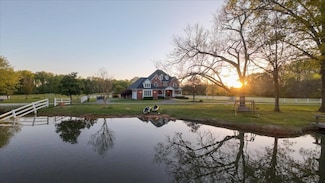 2455 Jenkins Dr, Rossville, TN 38066