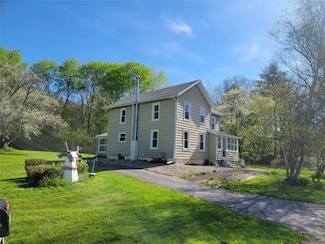 600 Cafferty Hill Rd, Endicott, NY 13760
