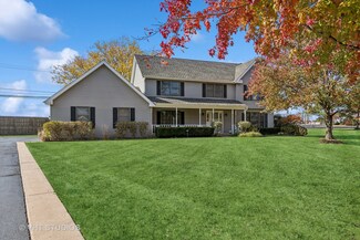 238 Jamestowne Ct, Sleepy Hollow, IL 60118