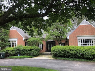 11203 Falls Rd, Lutherville Timonium, MD 21093