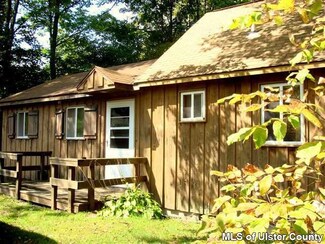 27 Lilly Ave, Phoenicia, NY 12464
