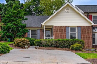 1734 Ternberry Rd, High Point, NC 27262