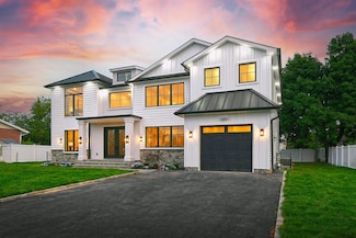7 Westchester Ave, Jericho, NY 11753