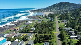 20 Surfside Dr, Yachats, OR 97498