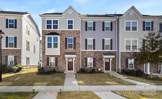 1227 Newell Towns Ln, Charlotte, NC 28262