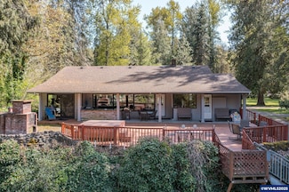 18347 S Winnifred Ave, Molalla, OR 97038