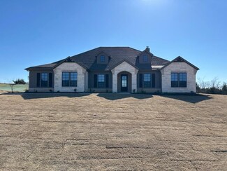 1070 Julian Dr, van Alstyne, TX 75495