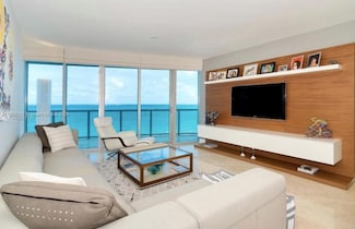 17001 Collins Ave Unit 1505, Sunny Isles Beach, FL 33160