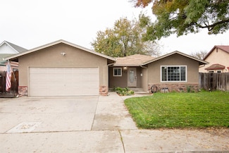 404 Trask Ln, Modesto, CA 95354