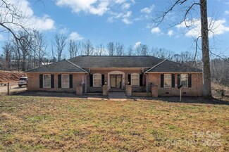 681 Hopewell Rd, Morganton, NC 28655