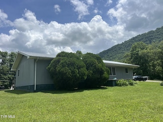 3911 Tate Springs Rd, Big Stone Gap, VA 24219