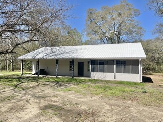 1235 Bouie Rd, Carriere, MS 39426