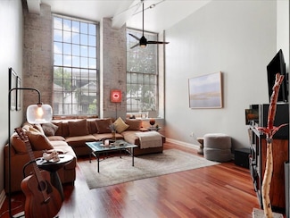 920 Poeyfarre St Unit 165, New Orleans, LA 70130