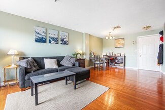 230 Willard St Unit 412, Quincy, MA 02169