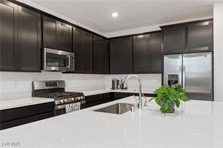 4348 Bayley Skye Ave, Las Vegas, NV 89141