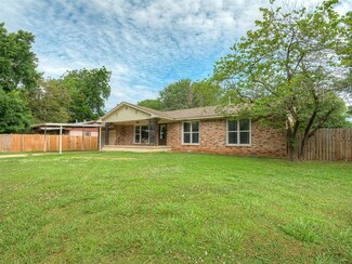 1410 E Walnut St, Shawnee, OK 74801