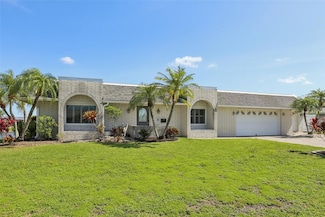 1717 Danbury Dr, Sun City Center, FL 33573