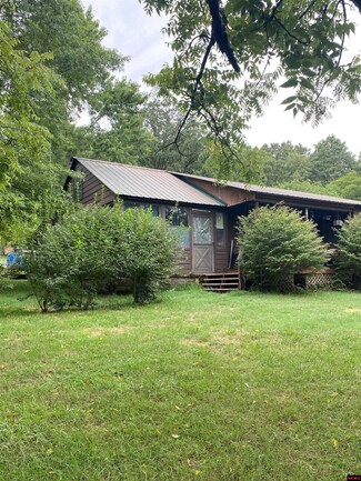 31 Copperhead Ln N, Flippin, AR 72634