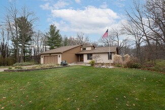6386 Pepper Tree Ln, Jackson, MI 49201