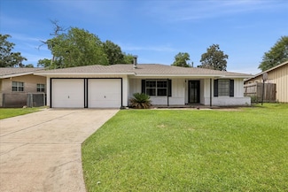 1908 Maple Ave, Orange, TX 77632