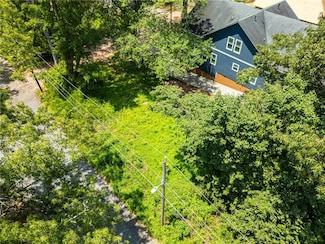 1981 Lois Place NW, Atlanta, GA 30318