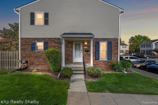 37349 Charter Oaks Blvd Unit 480, Clinton Township, MI 48036