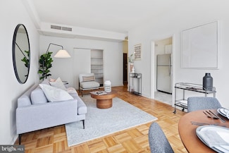 2201 Pennsylvania Ave Unit B4, Philadelphia, PA 19130