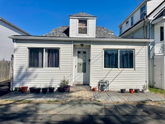 34 Blake St, Revere, MA 02151