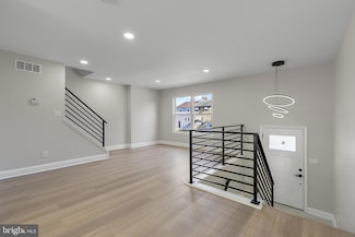 12 Booker Cir, New Castle, DE 19720