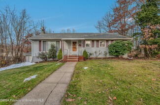 817 Dudley St, Throop, PA 18512