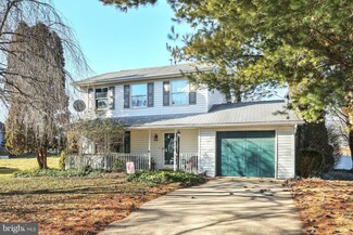 2902 Emig Ct, Dover, PA 17315