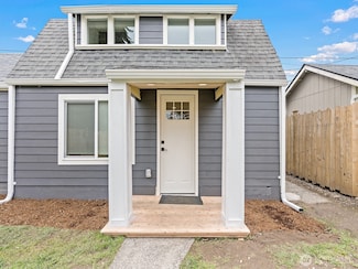6114 Yakima Ave, Tacoma, WA 98408