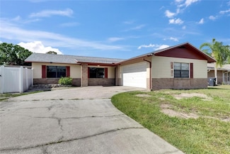 811 Pebblewood Dr, Brandon, FL 33511